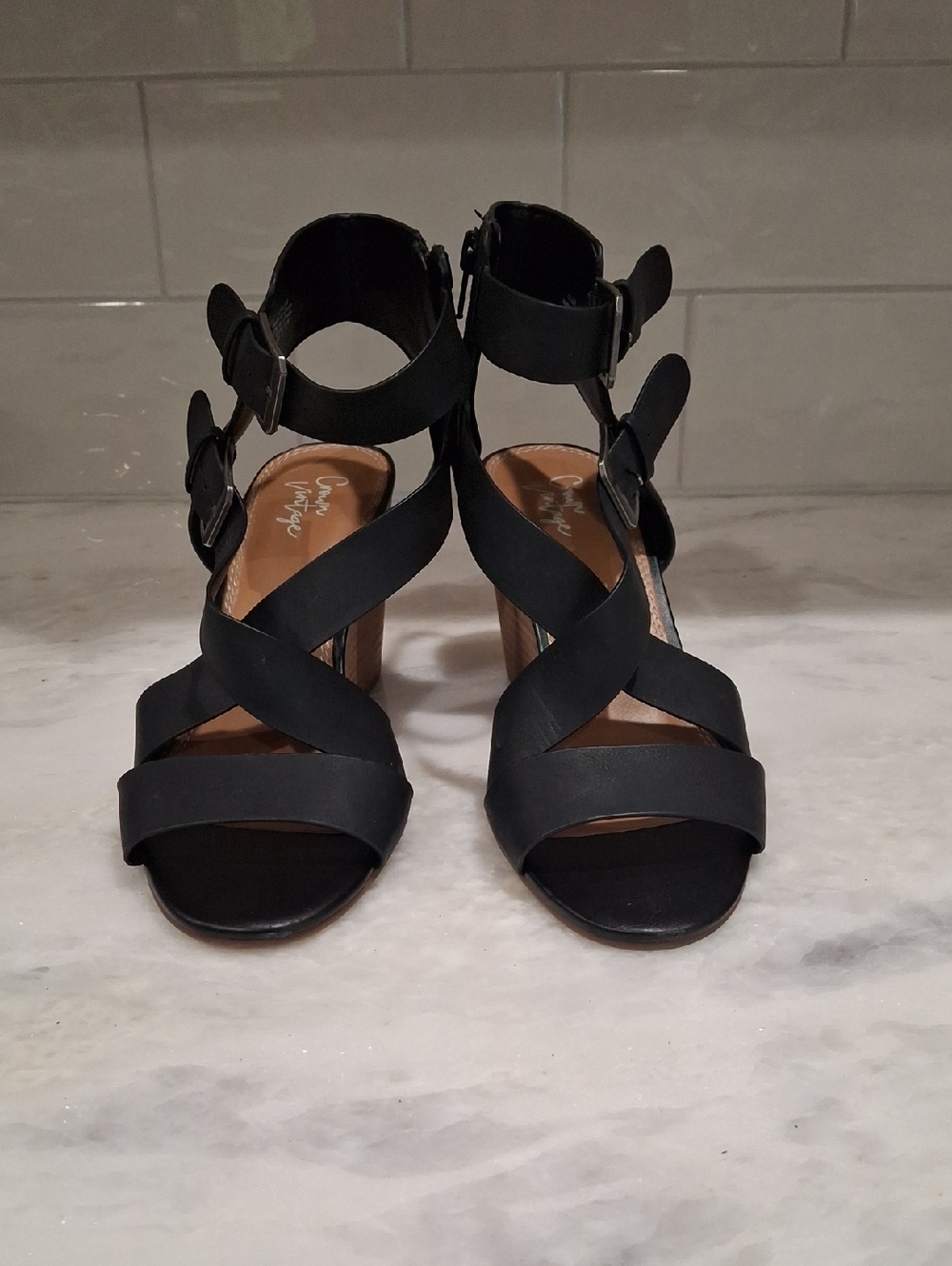 Wmen's Sandals